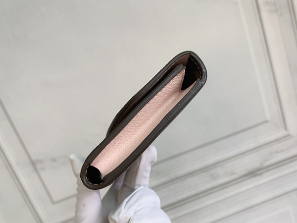 LVコピーウォレット背面デザイン